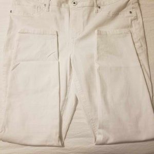 Maurices White Jeans size XL-R